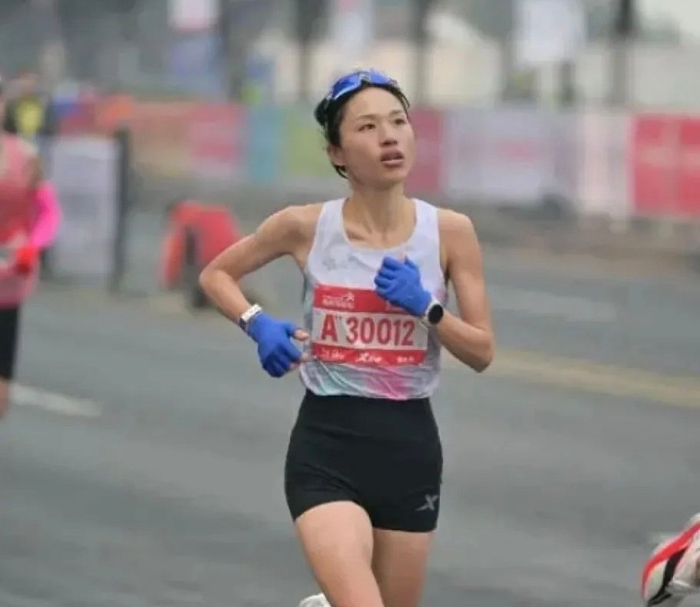 开云综合服务-口碑反转！张水花辞职88天直播30场 500万人围观 粉丝18万|张水华|马拉松|柳州|奖金|冠军_新浪体育_新浪新闻