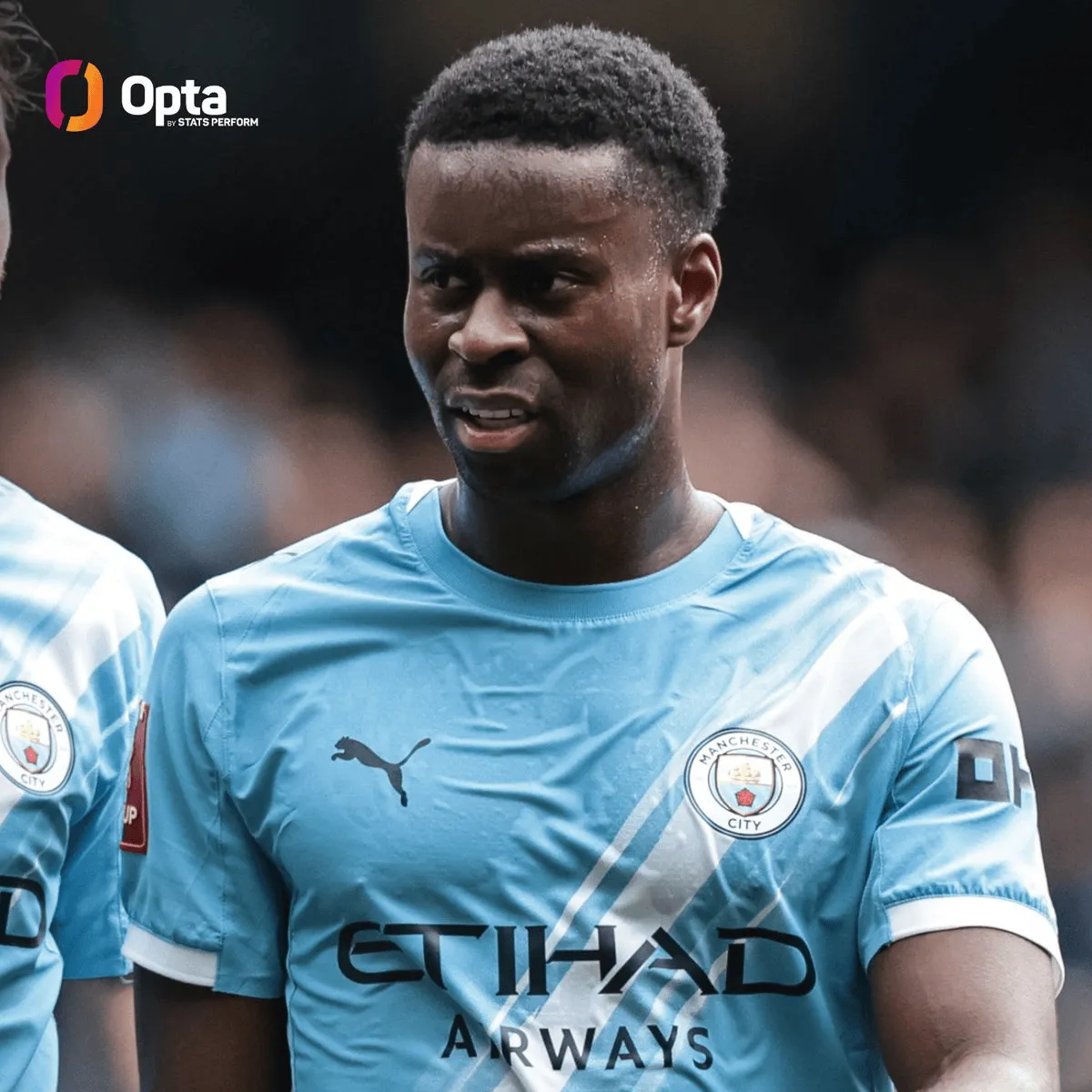 开云品牌-格伊本场传球、对抗以及抢断等数据均为曼城球员里最多